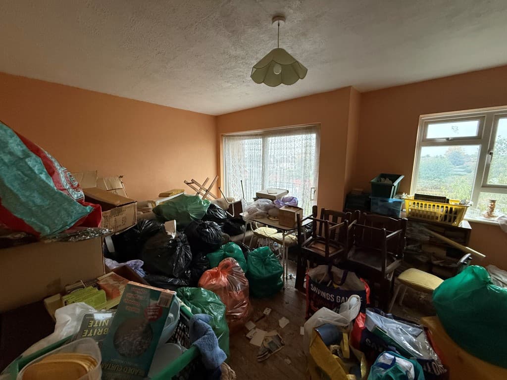 Flat 12, Sturmer Court, Queen Elizabeth Way, Colchester CO2 8LU: Two-bedroom 2nd Floor Flat For Refurbishment 2