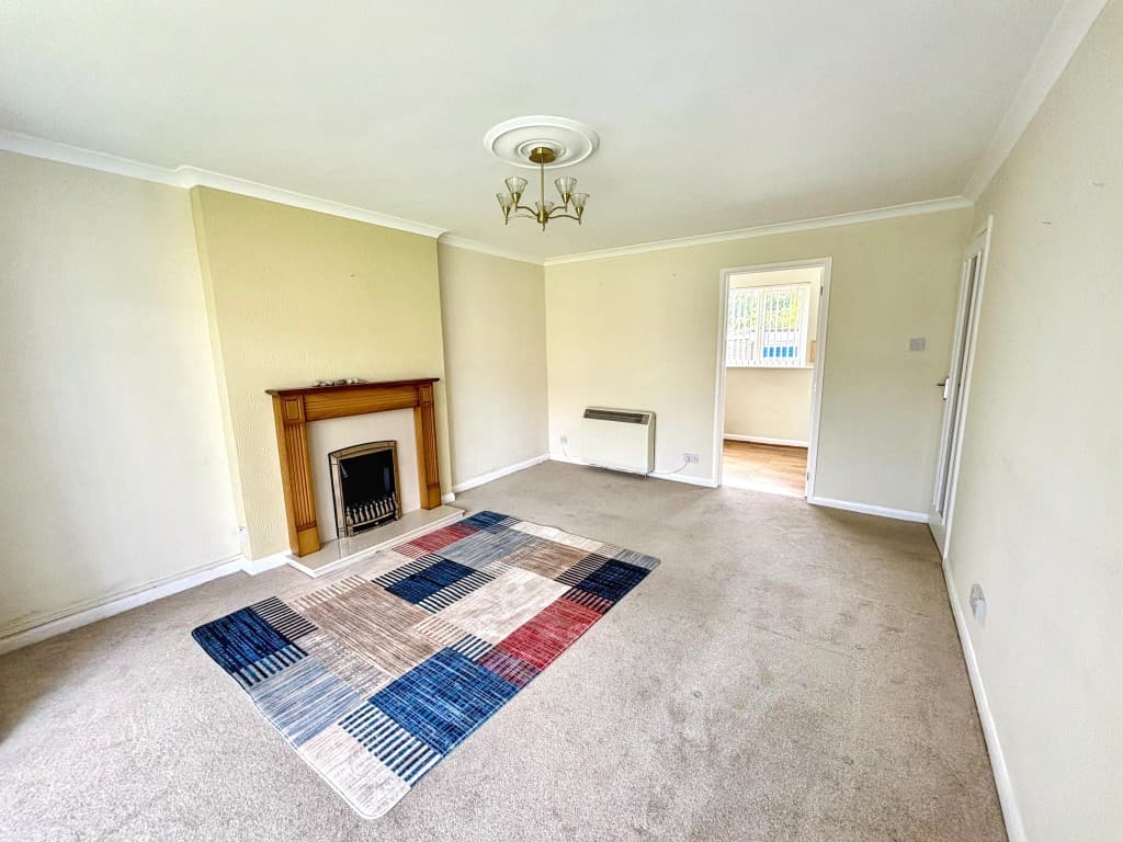Flat 1, Salsette Court, 30 The Strand, Ryde PO33 1JH: Two-bedroom Ground Floor Flat With Garage Close To The Seafront 3