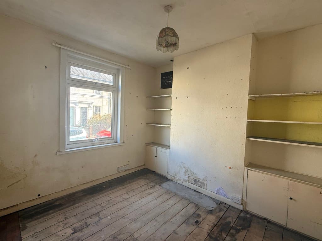 17 Norman Road, Tunbridge Wells TN1 2RY: House Close To Town Centre In Need Of Refurbishment 3