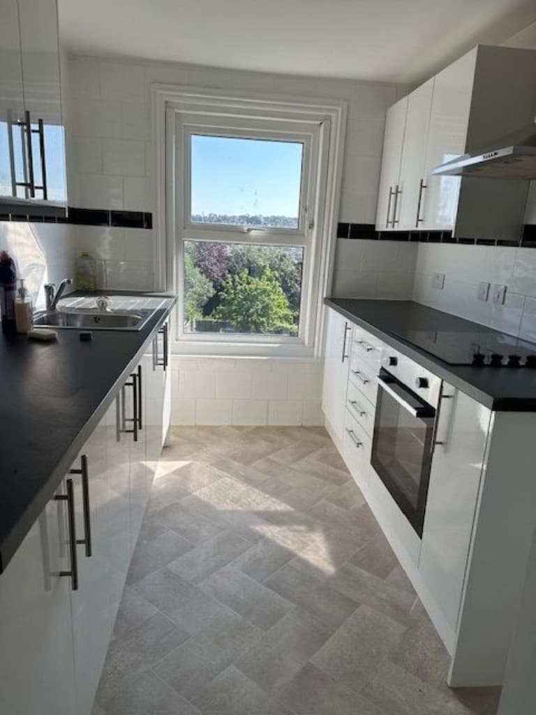 57 Tennyson Road, Cowes PO31 7PY: Terraced House For Investment 5