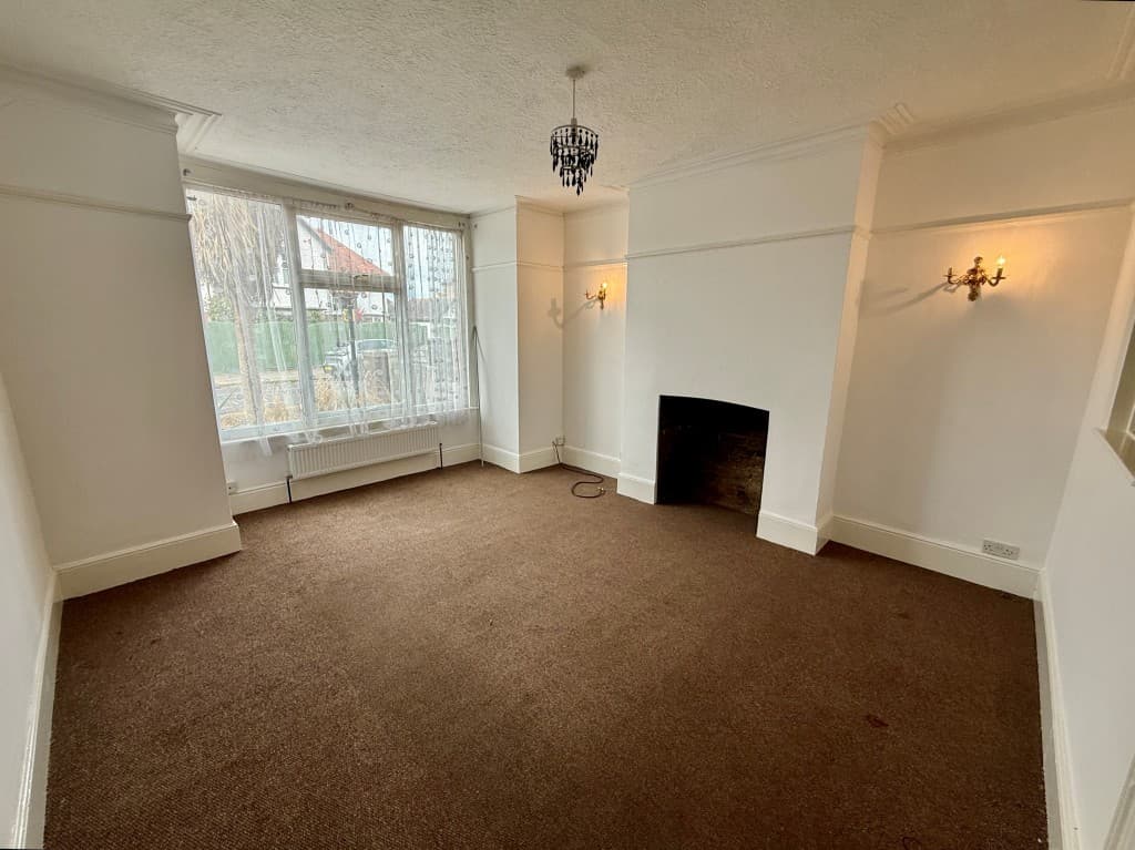 Ground Floor Flat, 52 Douglas Road, Herne Bay CT6 6AF: Two-bedroom Ground Floor Flat With Garden 2