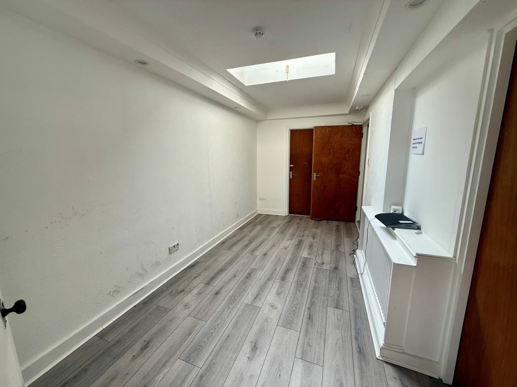 3 Heath Road, Maidstone ME16 9LQ: House Of Multiple Occupancy For Investment 2