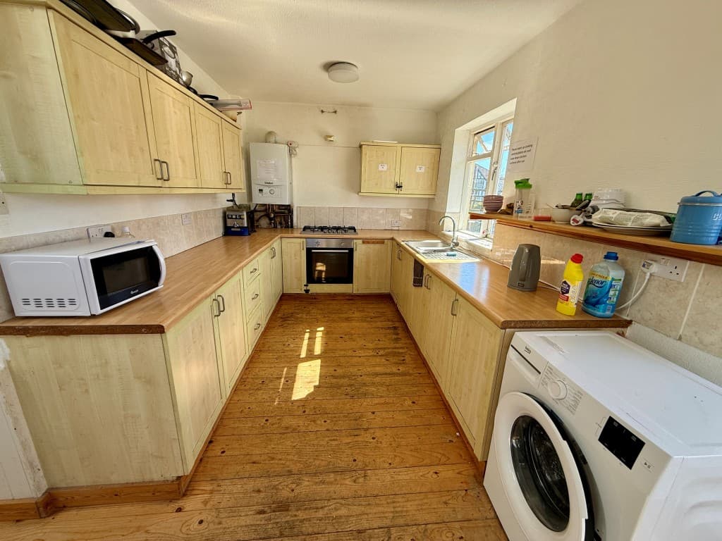 3 Heath Road, Maidstone ME16 9LQ: House Of Multiple Occupancy For Investment 5