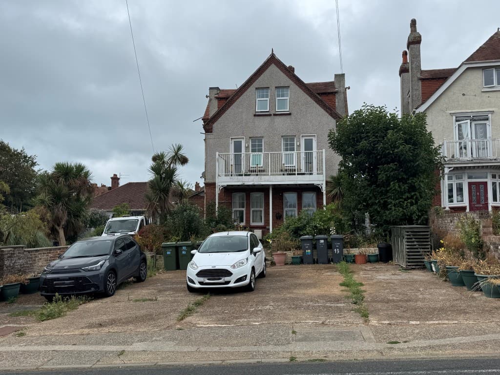 19 Carter Street, Sandown PO36 8BL: Freehold Detached Former Guest House Arranged As Four Flats On Good 2