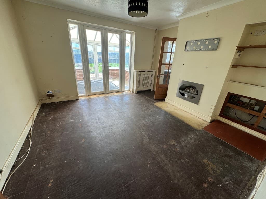 20 Densole Way, Densole, Folkestone CT18 7BQ: Semi-detached House In Need Of Total Refurbishment 2