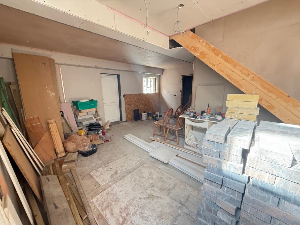 1 Colbert Hall Mews, Tar Lane, Ottery St. Mary EX11 1AD: Cottage Conversion For Completion - First Fix Required 3