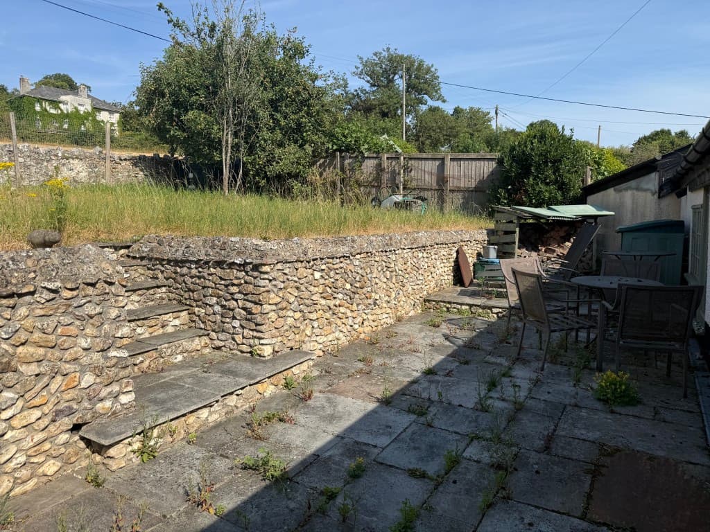 3 & 4 Beagles Row, Shute, Axminster EX13 7PU: Spacious Cottage With Gardens For Updating 3