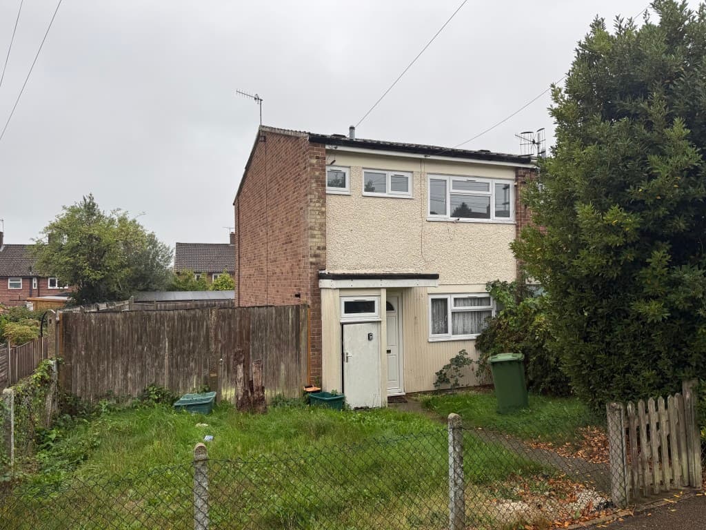 30 Southfields Way, Tunbridge Wells TN4 0AU: House In Need Of Improvement 1