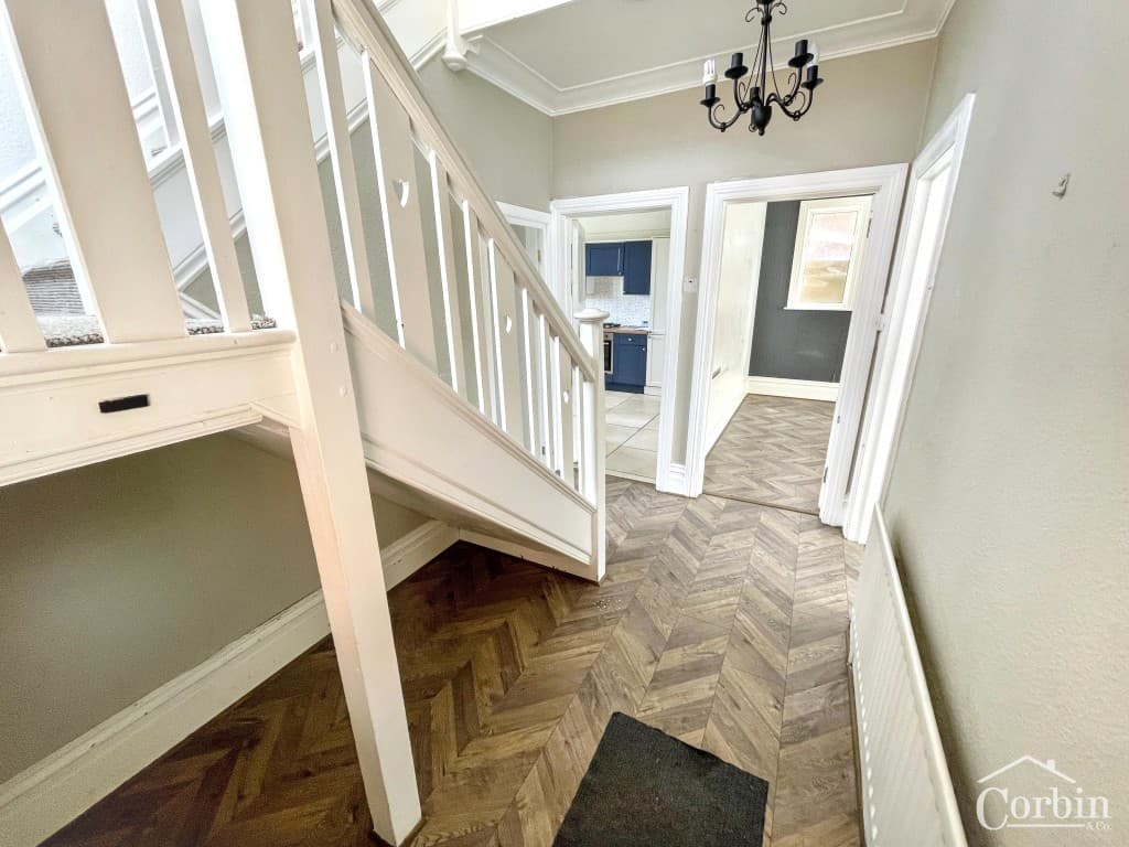 7 St. Albans Avenue, Bournemouth BH8 9EE: Detached House For Improvement 2