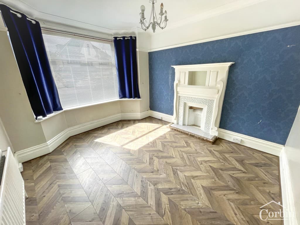 7 St. Albans Avenue, Bournemouth BH8 9EE: Detached House For Improvement 3