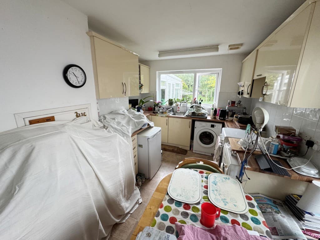 Acorn, 9 Hornash Lane, Shadoxhurst, Ashford TN26 1HT: Three-bedroom Bungalow For Refurbishment And Repair 5