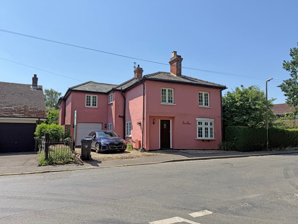 Archers Cottage, The Street, High Easter, Chelmsford CM1 4QR: Detached Cottage In Essex Village Location 1