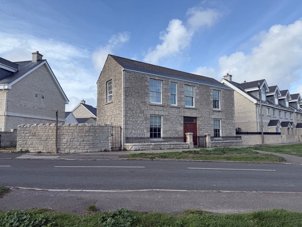 Perryfield House, Weston Street, Portland DT5 1FF: Detached House With Stunning Views 1