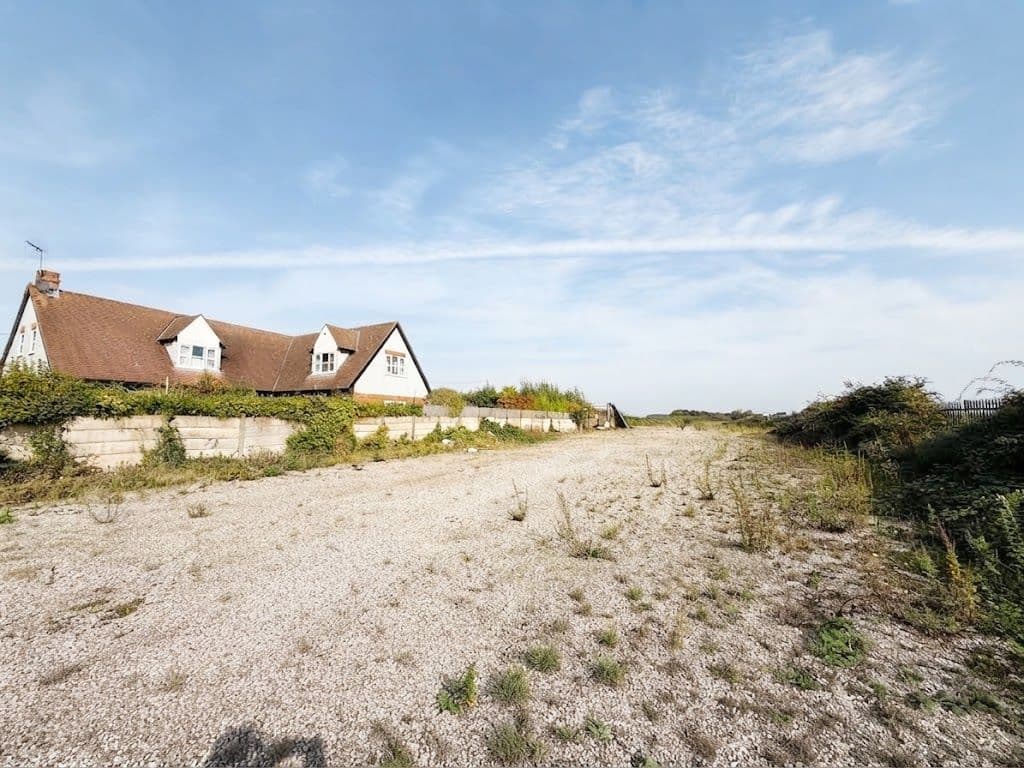 Commercial Yard With Planning Consent For Sale in Bishops Stortford 4
