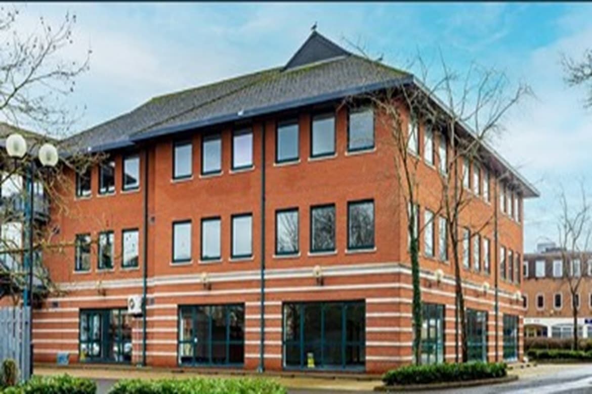 Detached Office Building For Sale in Crawley, RH10 4