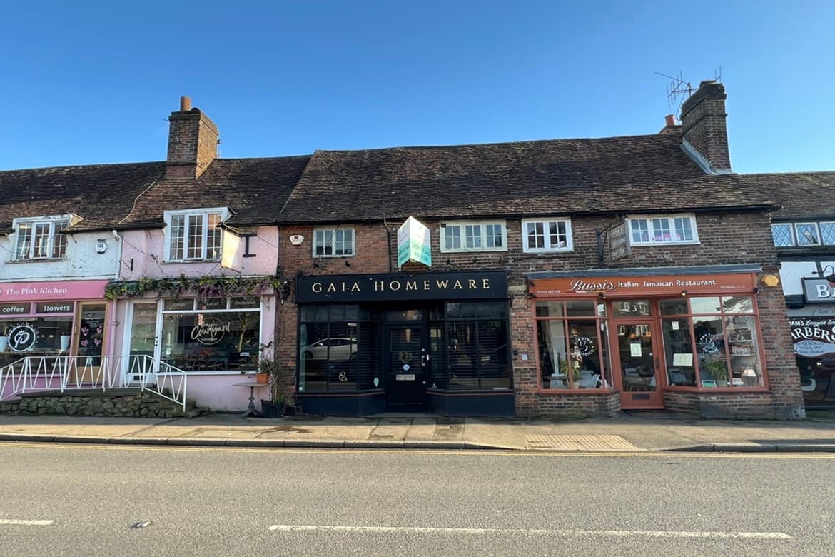 Shop with Garden For Sale in Westerham, Kent 2