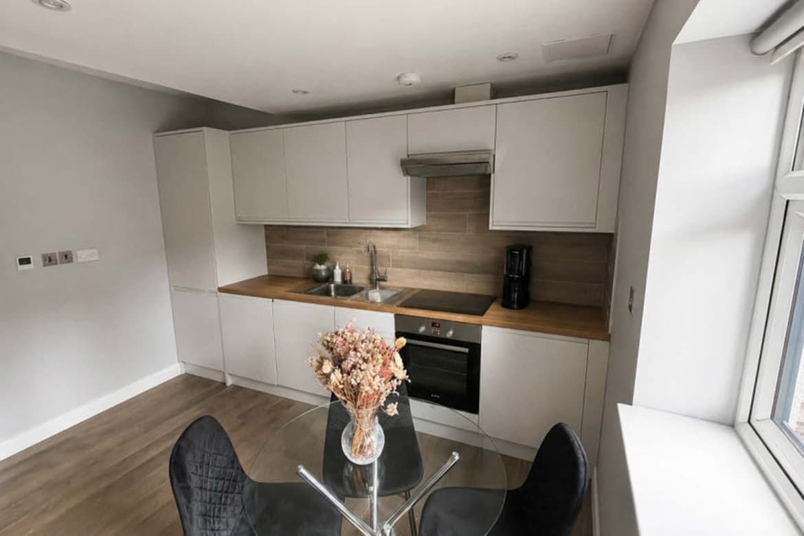 Modern Apartment Investment Property For Sale in Croydon, Surrey, CR0 4
