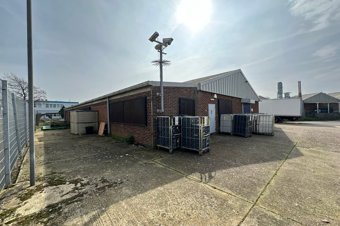 Factory Premises For Sale or To Let in Eastbourne, East Sussex 3