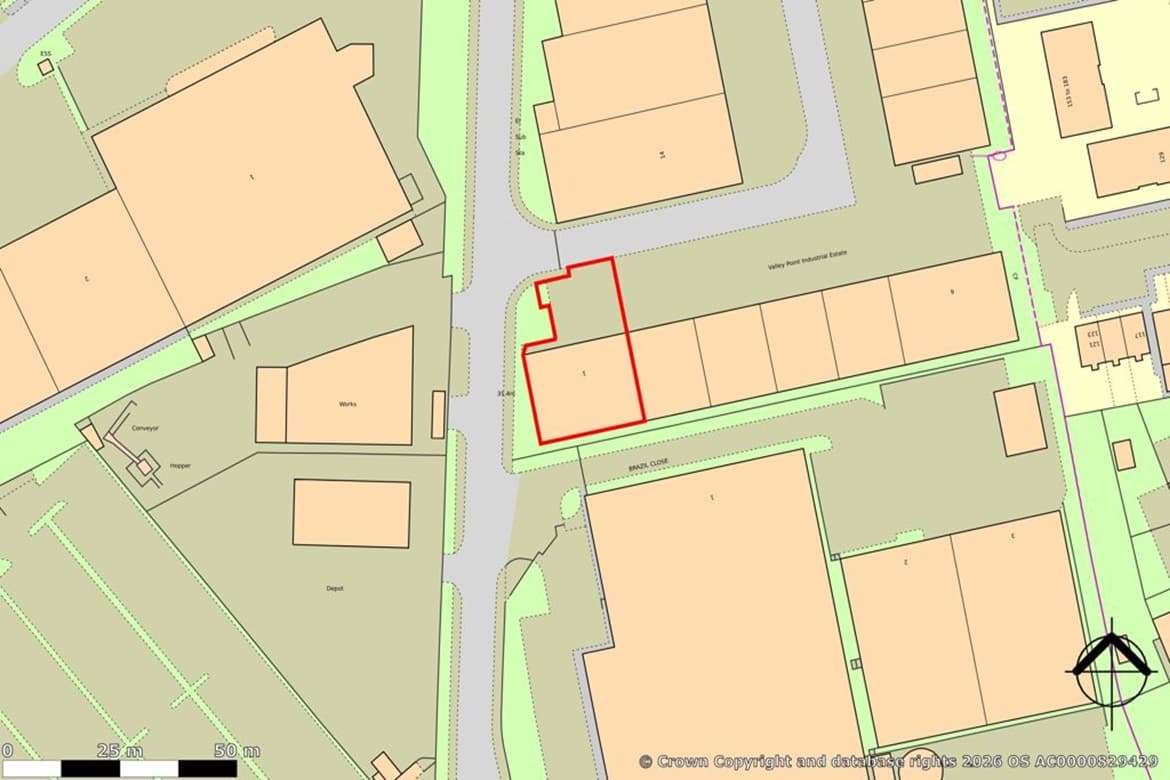 Modern Warehouse Unit with Office For Sale in Croydon, Surrey 3