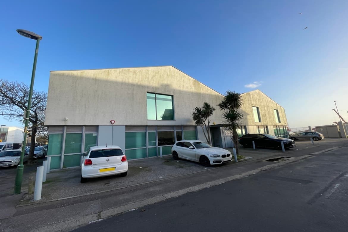 Modern Office Units for Sale or to Let in Southwick 1